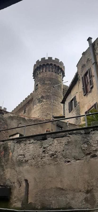 شقة La Casa Sotto Il Castello براتشيانو المظهر الخارجي الصورة